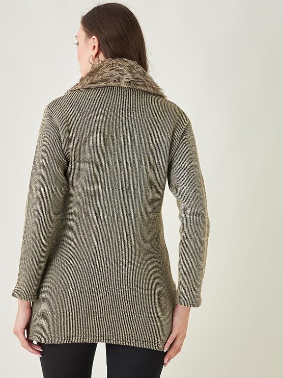 Women's Textured Winter Coat with Faux Fur Collar. Women's fitted winter coat with faux fur collar and button-up front.